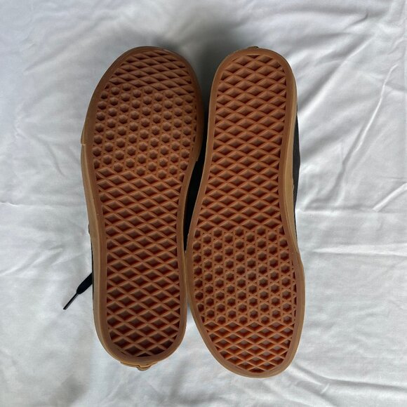 Vans Authentic Black / Gum Size - Men's 10D US - Picture 2 of 6